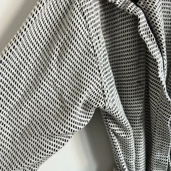 Olive & Linen Pixel Turkish Towel Robe - Picture 4 of 8